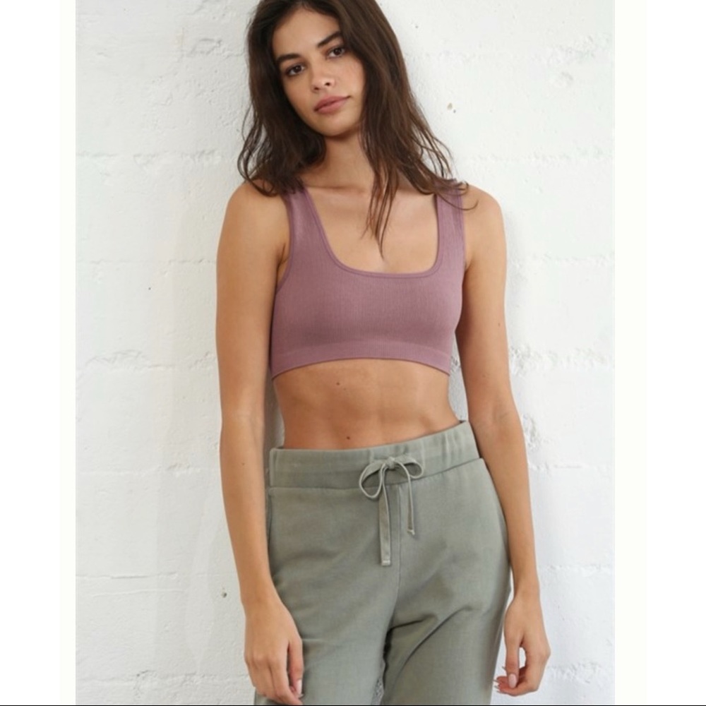 New• Seamless Rib Square Neck Bralette Top